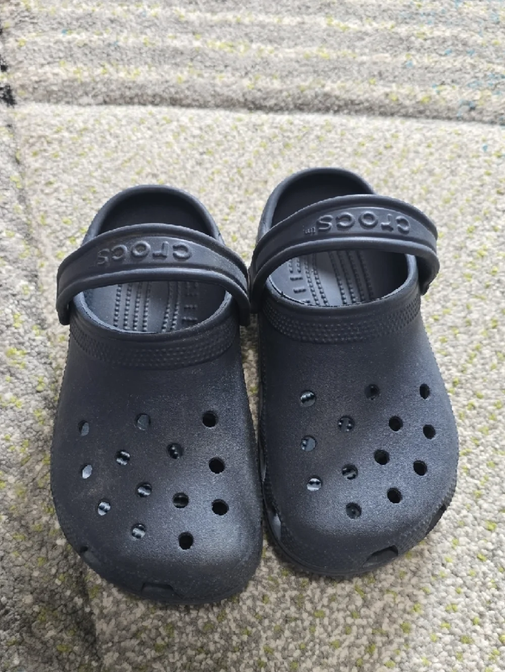 CROCS Kids' Navy Classic Clog Sandals Size 2 - Picture 6 of 9